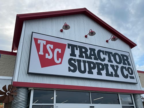 Tractor Supply StoreFront